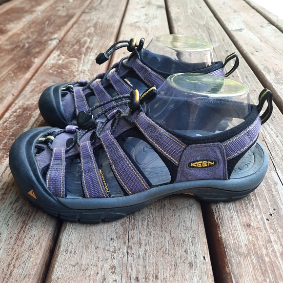 Keen Newport Canvas Leather Hiking Sandals Purple Pull Cord Slip-on Size W8/M7 - Picture 9 of 16